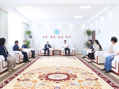 集团举办中国史团队建设专家咨询会